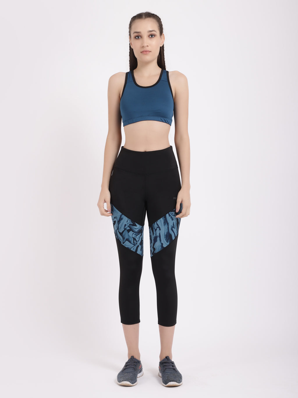 Black Marbling Cloud Capri