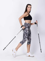 Black Cosmic Print Fashion Capri